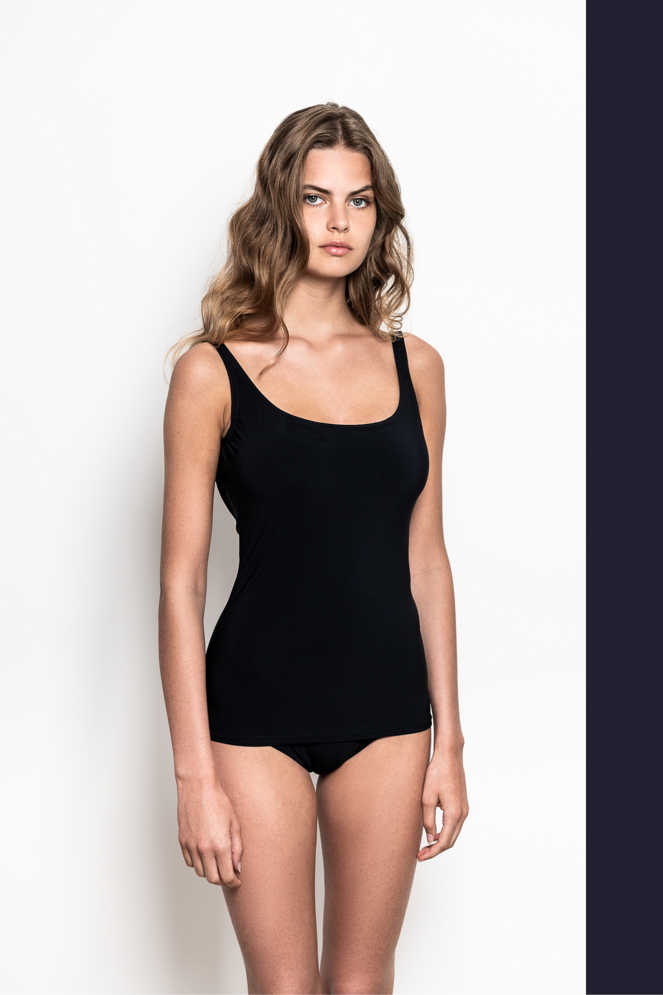 MB4 Back neckline top