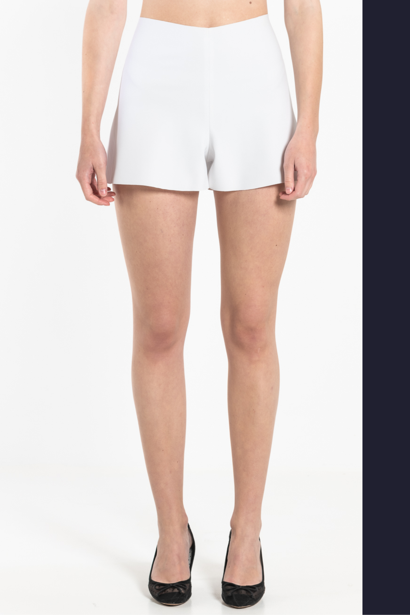 P3Bis Shorts with godets