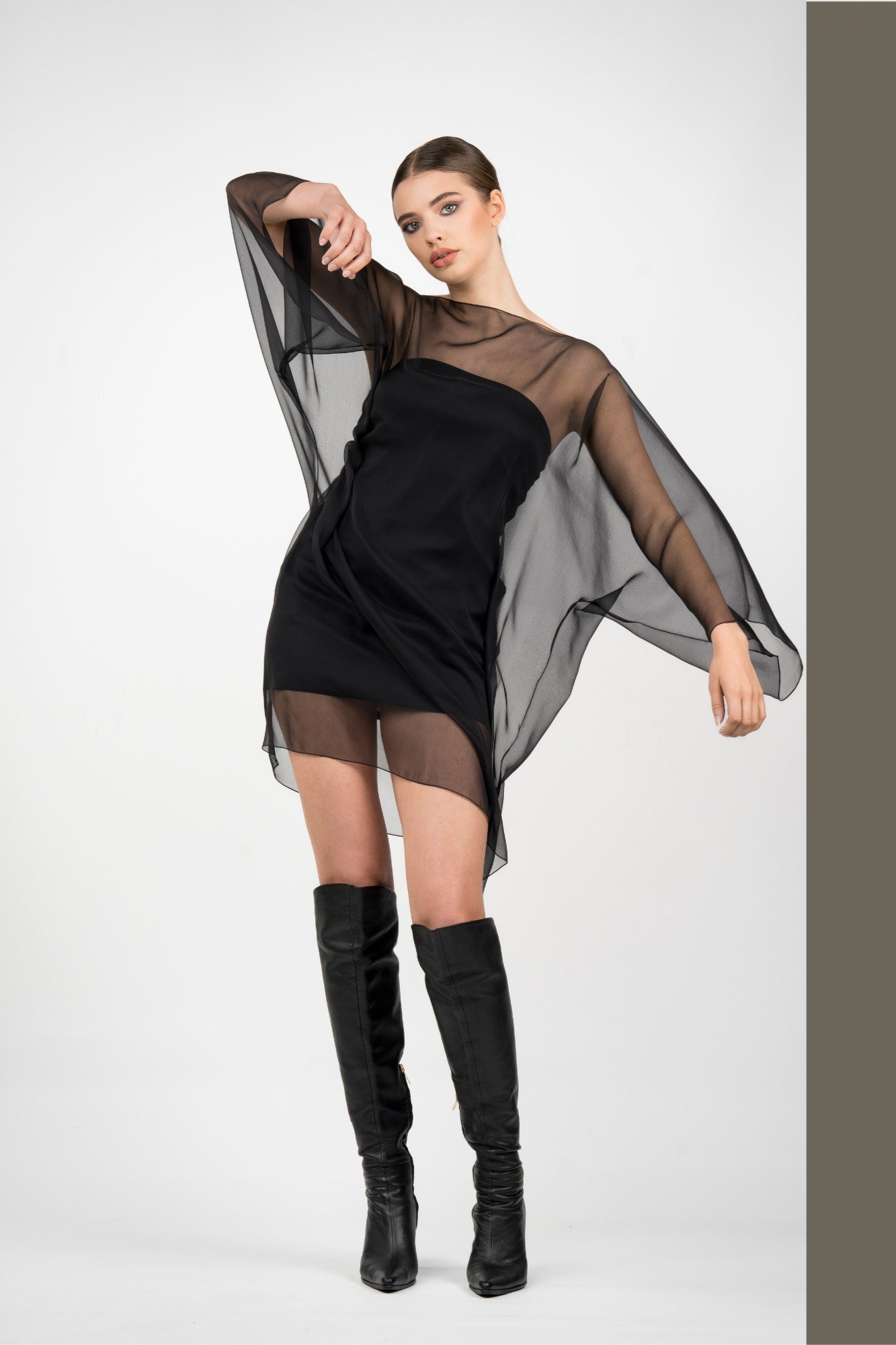 E8 Poncho Manches / Court