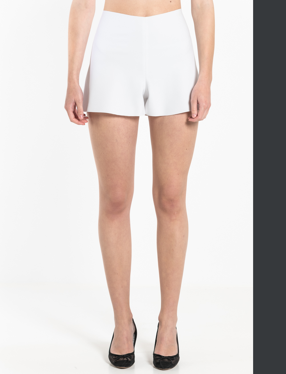 P3Bis Shorts with godets