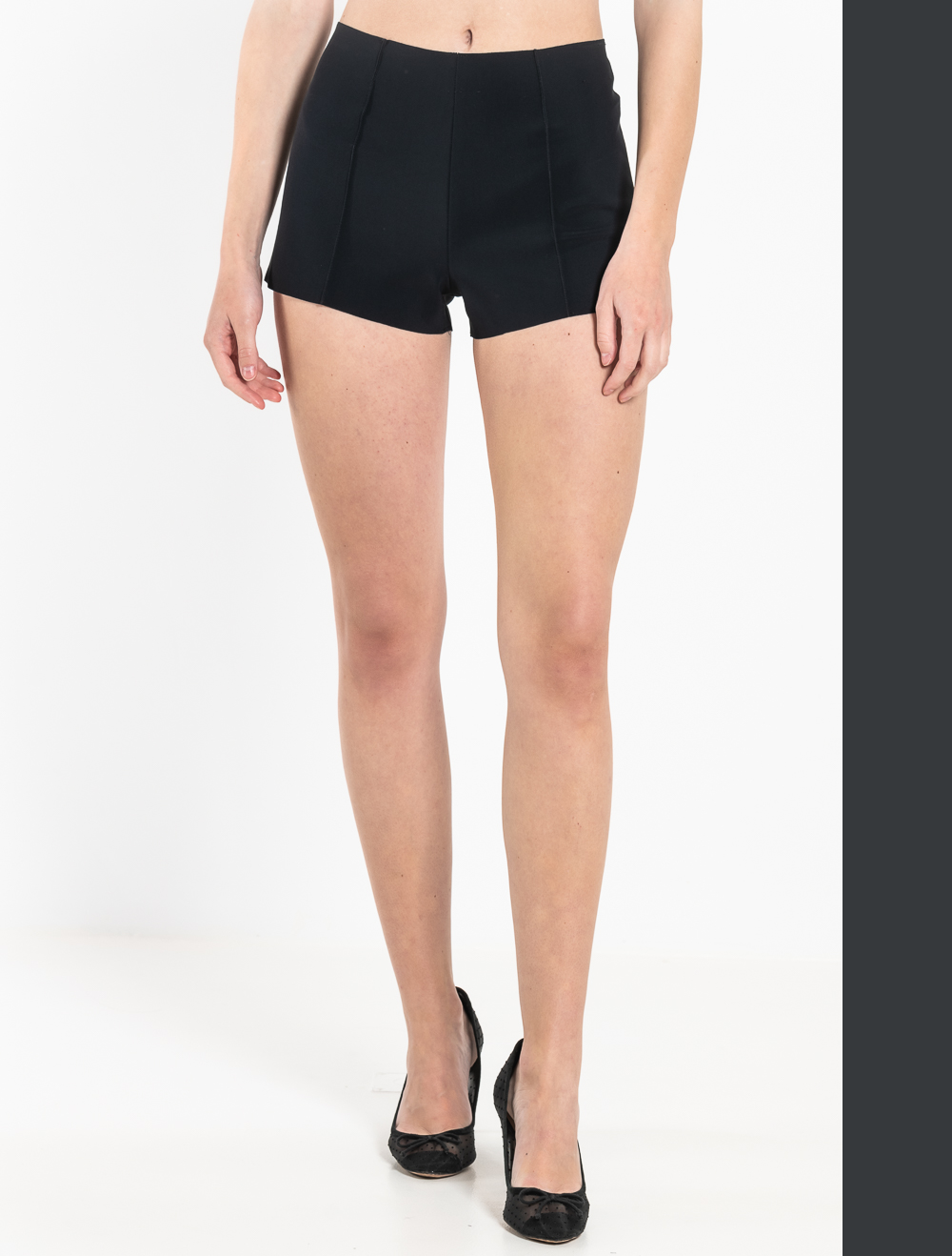 P3 Short