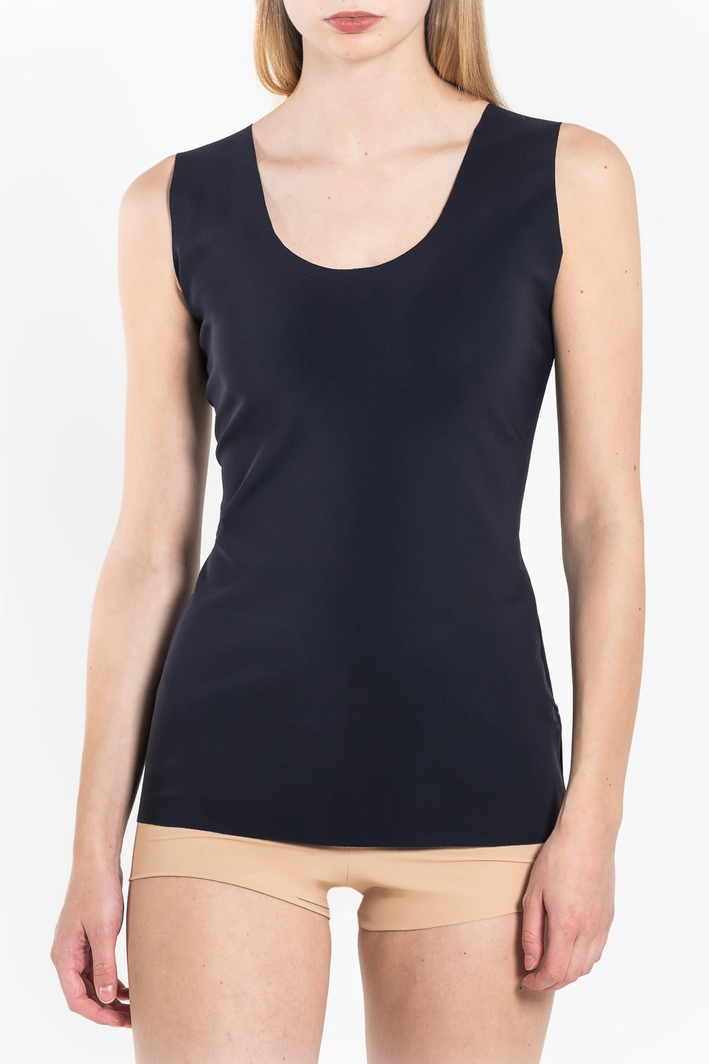 T4 Top U neckline front and back