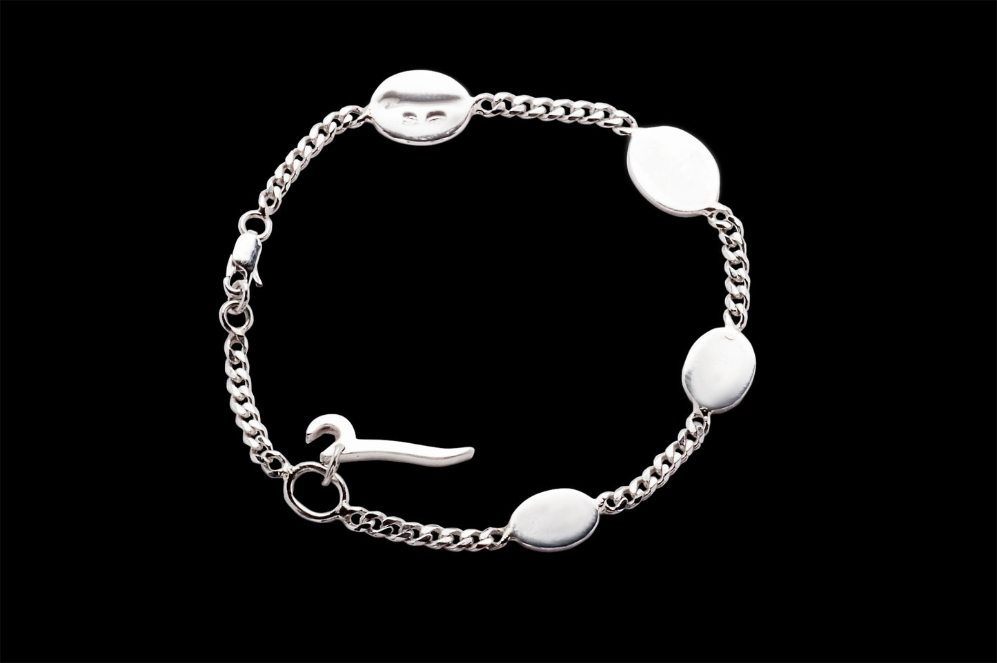 BIA23 Slave Bracelet Hand