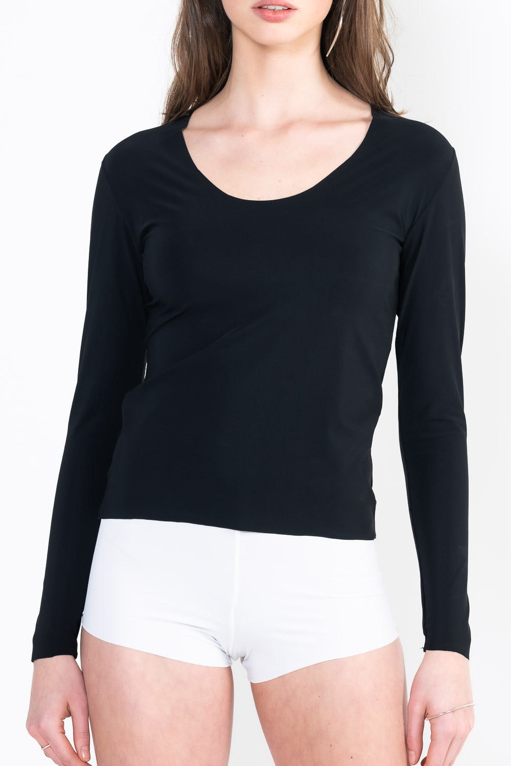 L12 Long sleeve U-neck top