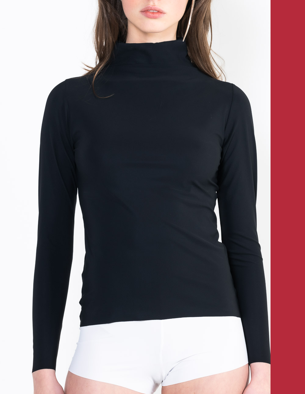 L13 High neck top with long sleeves