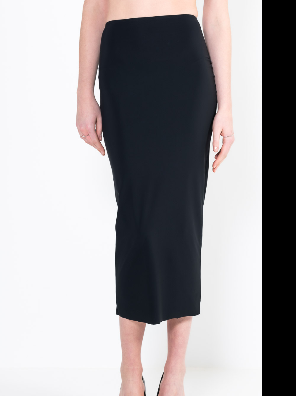 L16 Long straight skirt