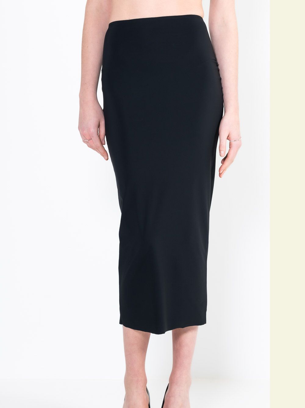 L16 Long straight skirt