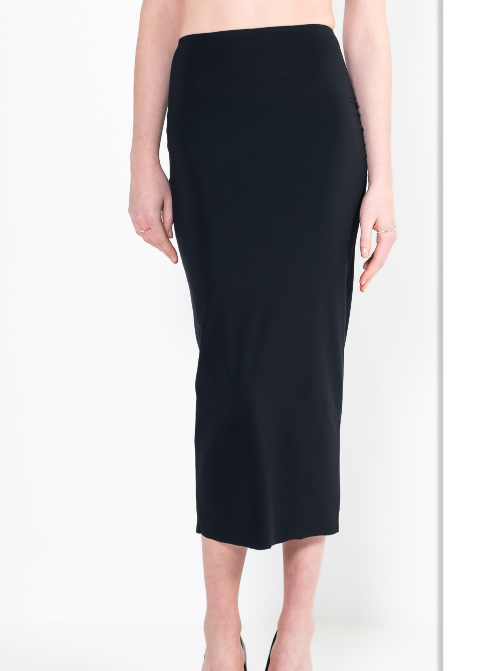 L16 Long straight skirt