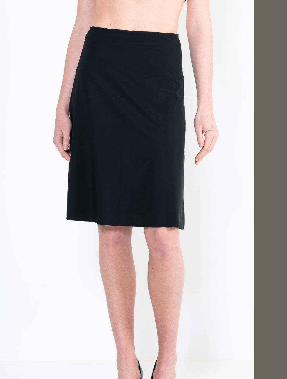 L17 Knee bias skirt