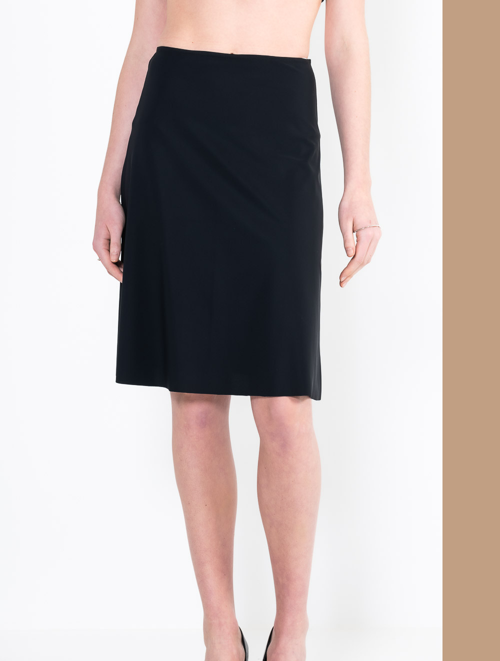 L17 Knee bias skirt