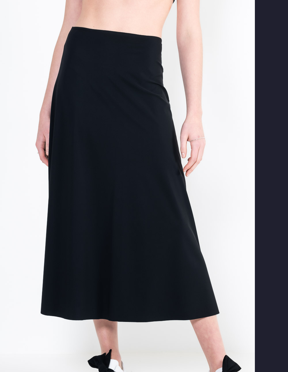 L18 long bias skirt