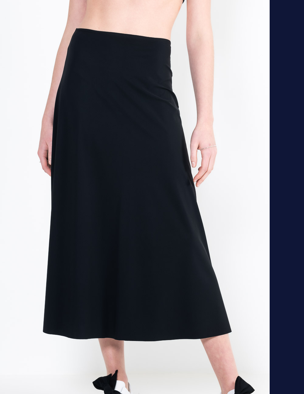 L18 long bias skirt