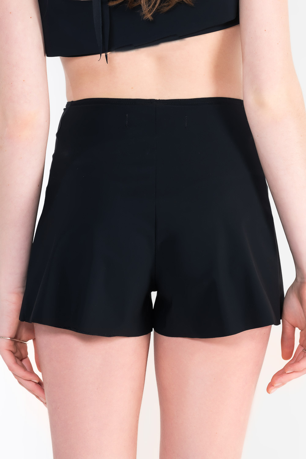L20Bis Shorts with godets