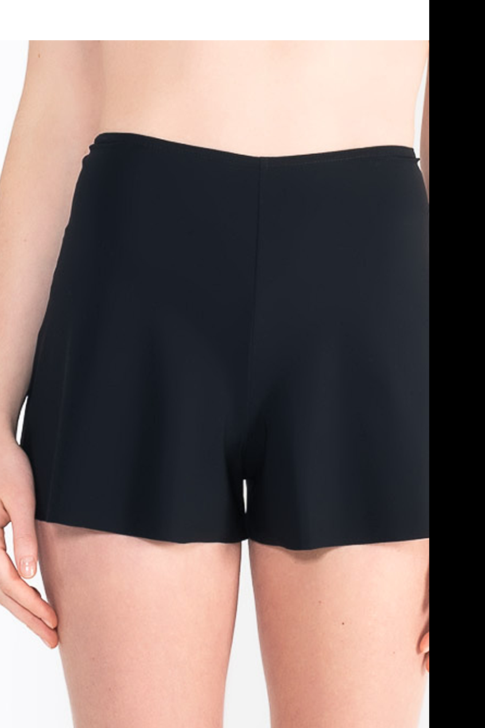 L20Bis Shorts with godets