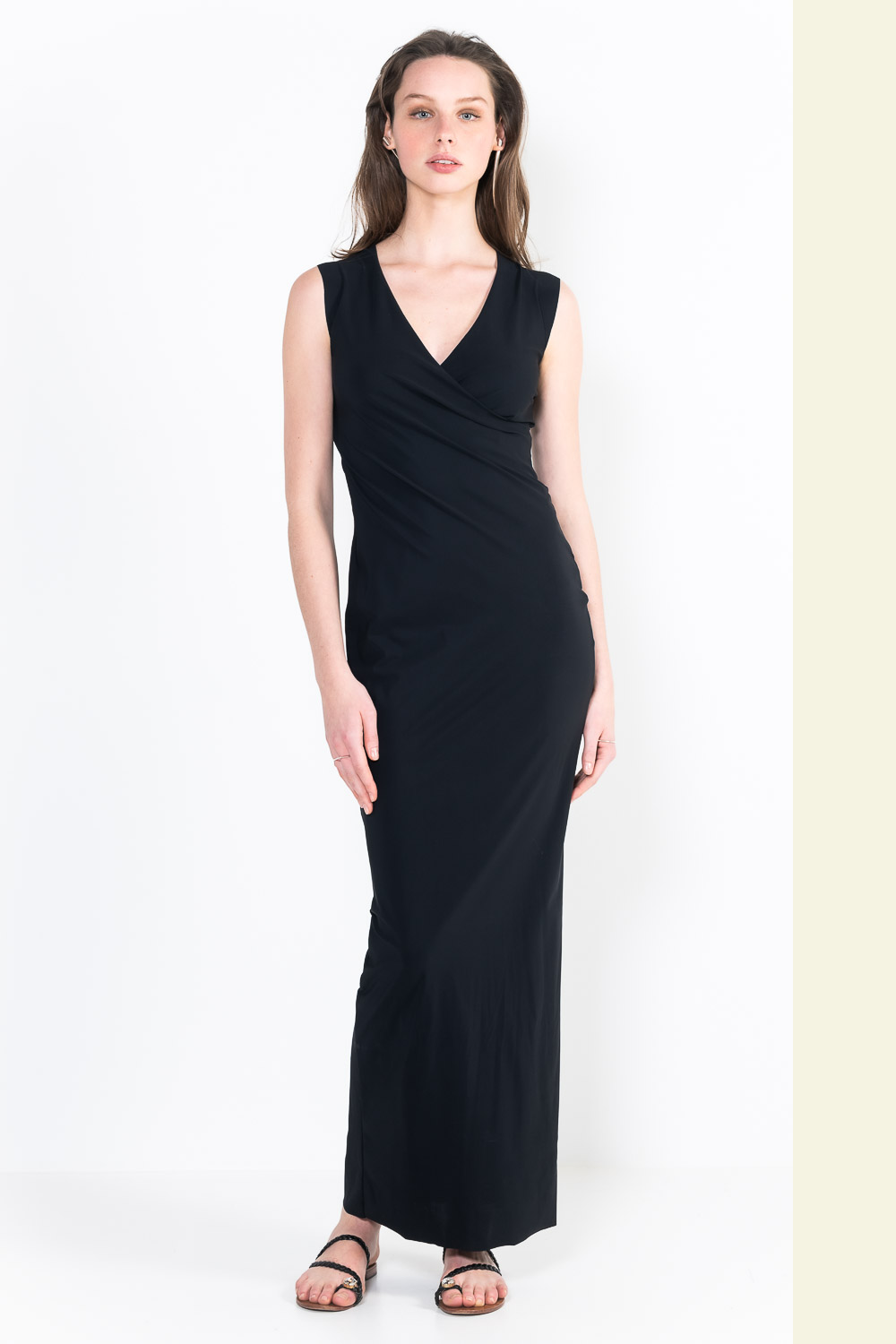 L29Ter Long sleeveless wrap dress