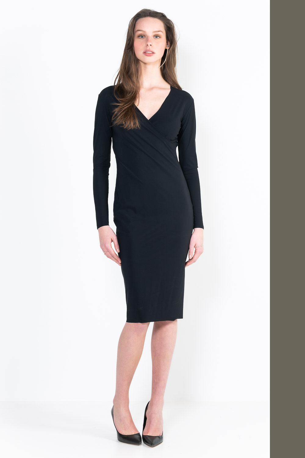 L30Bis Short wrap dress with long sleeves