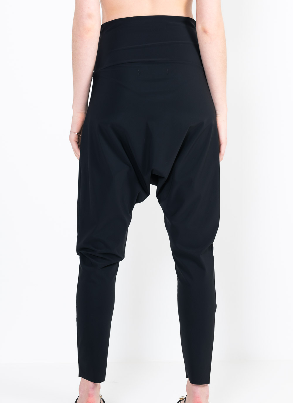 L41 Harem pants