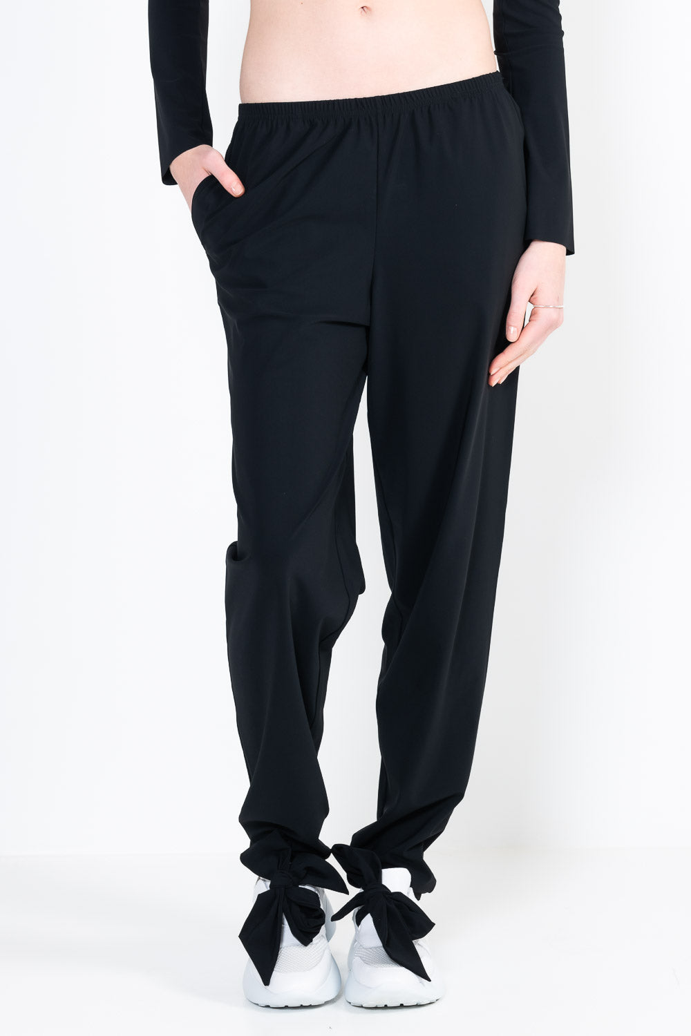 L66 Jogging pants