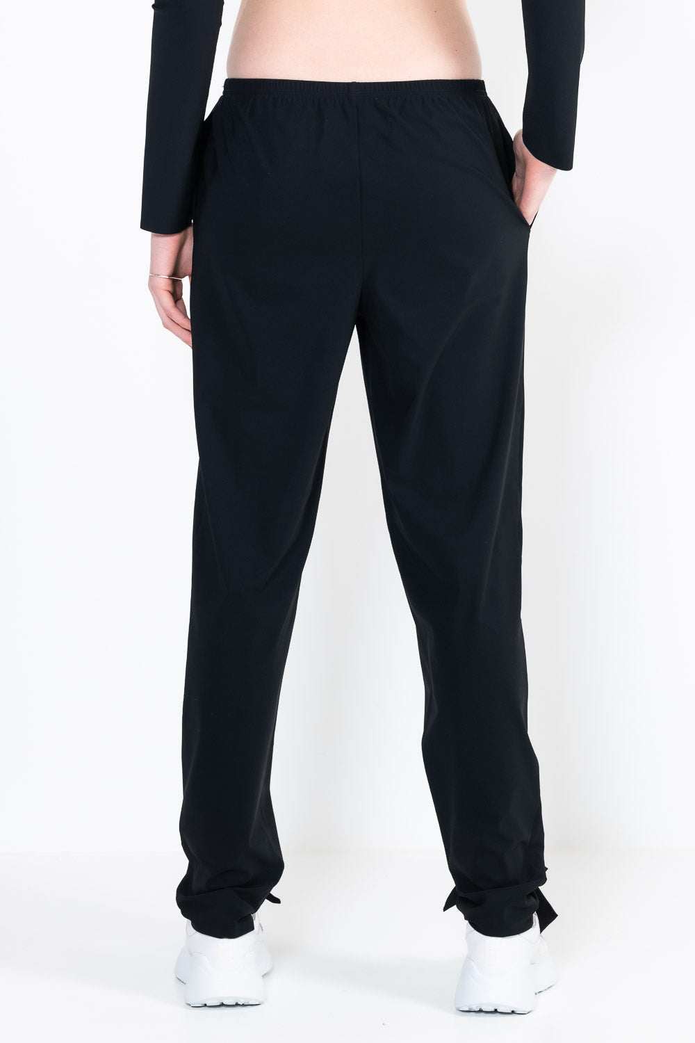 L66 Jogging pants