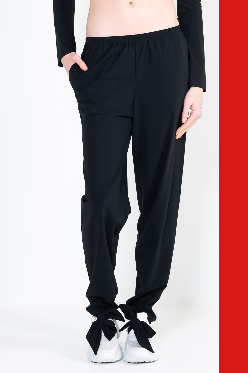 L66 Jogging pants