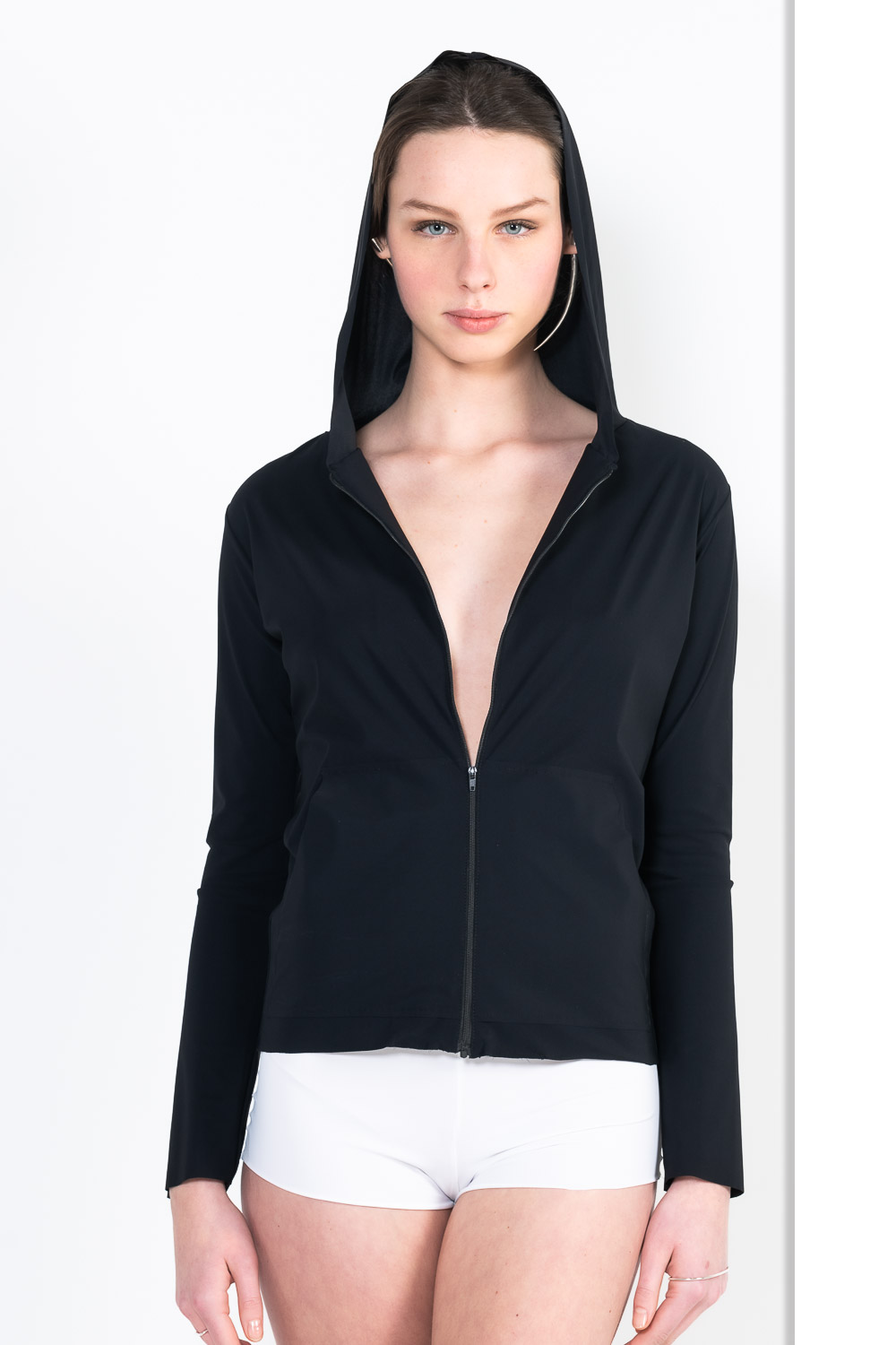 L68 Front zip hooded jogging vest