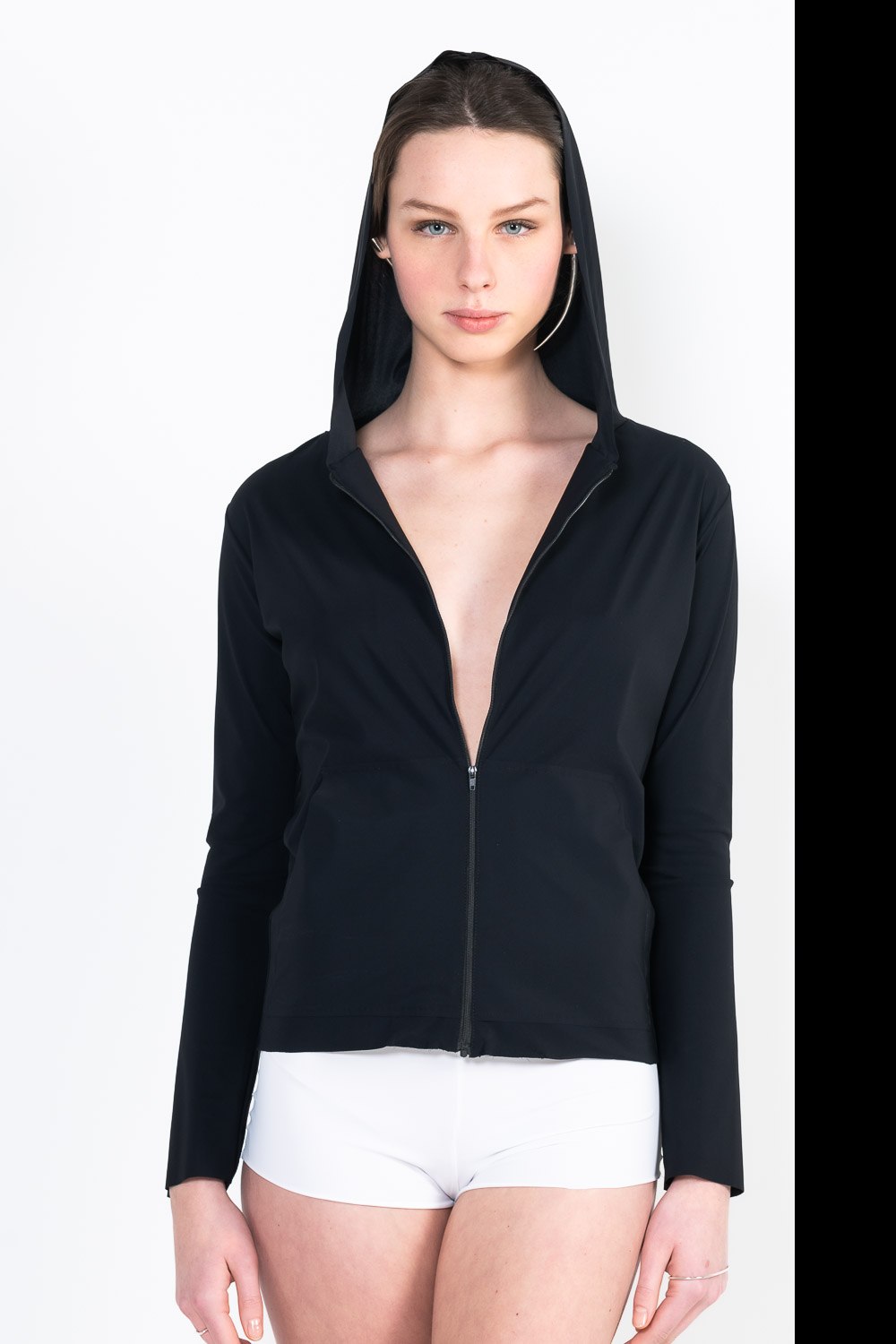 L68 Front zip hooded jogging vest