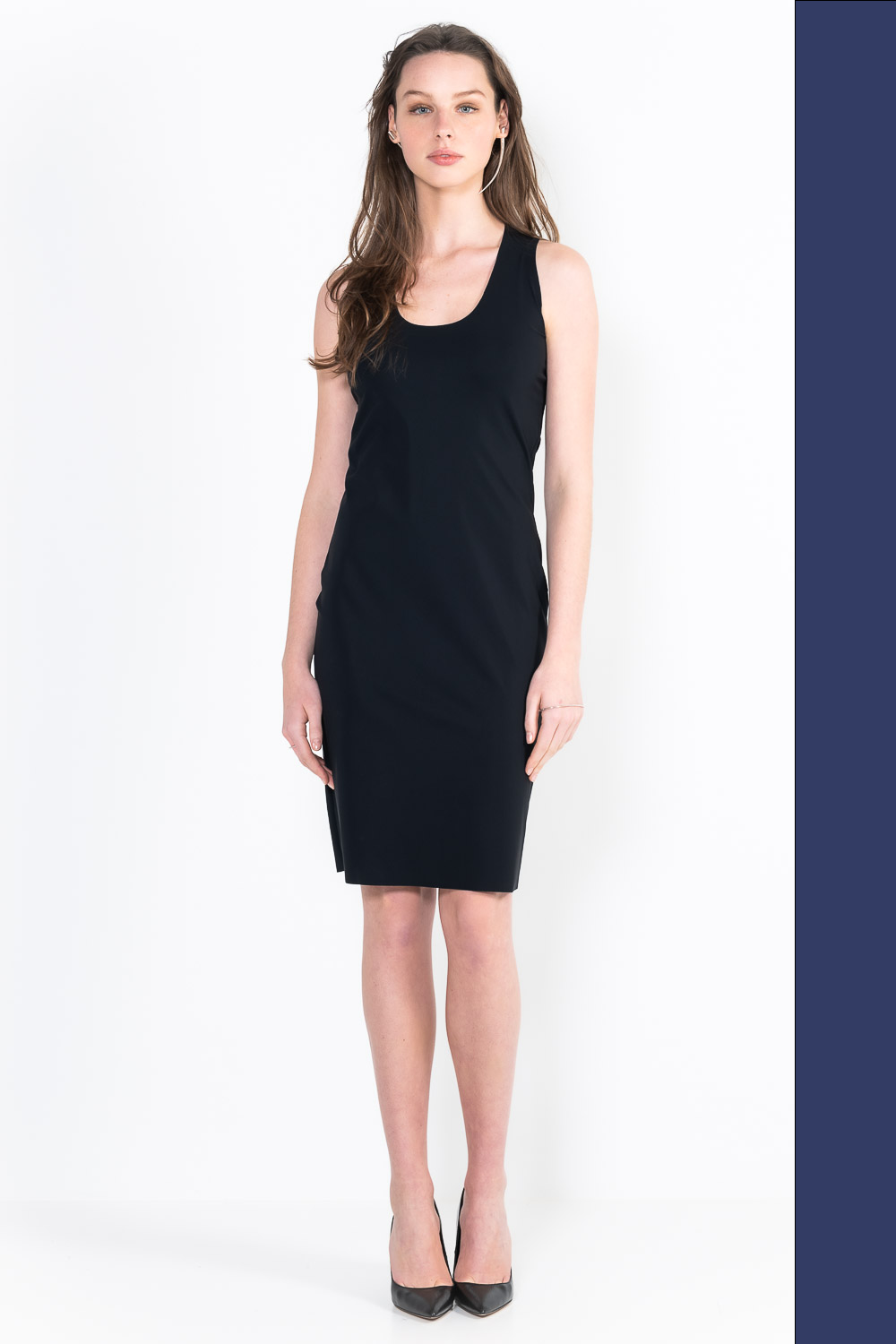 L6Bis Short U-neck marcel dress
