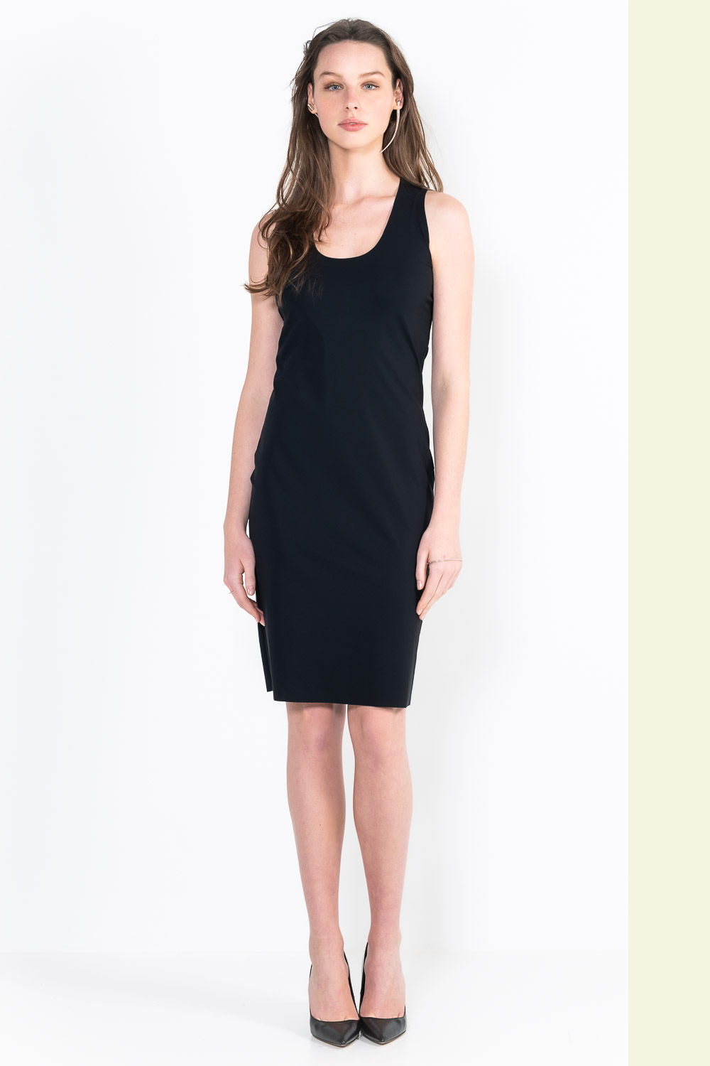 L6Bis Short U-neck marcel dress