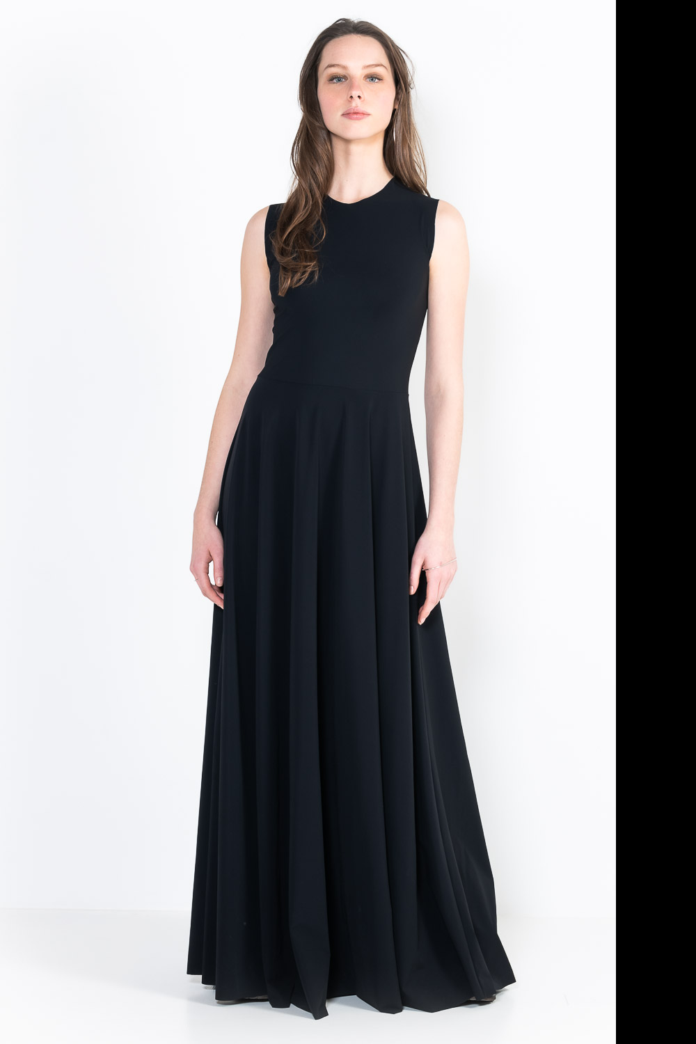 L84Bis Long sleeveless melania dress