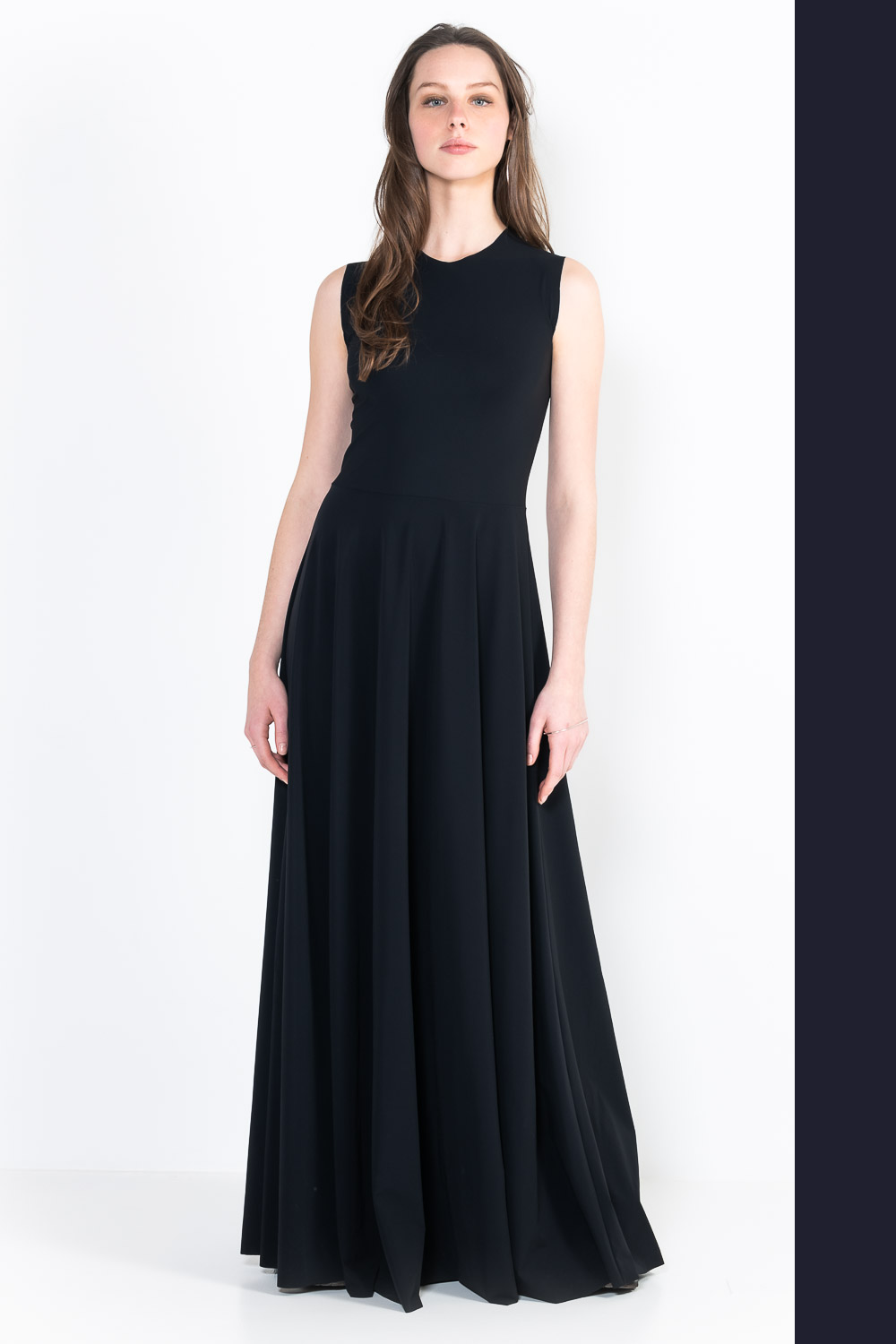 L84Bis Long sleeveless melania dress
