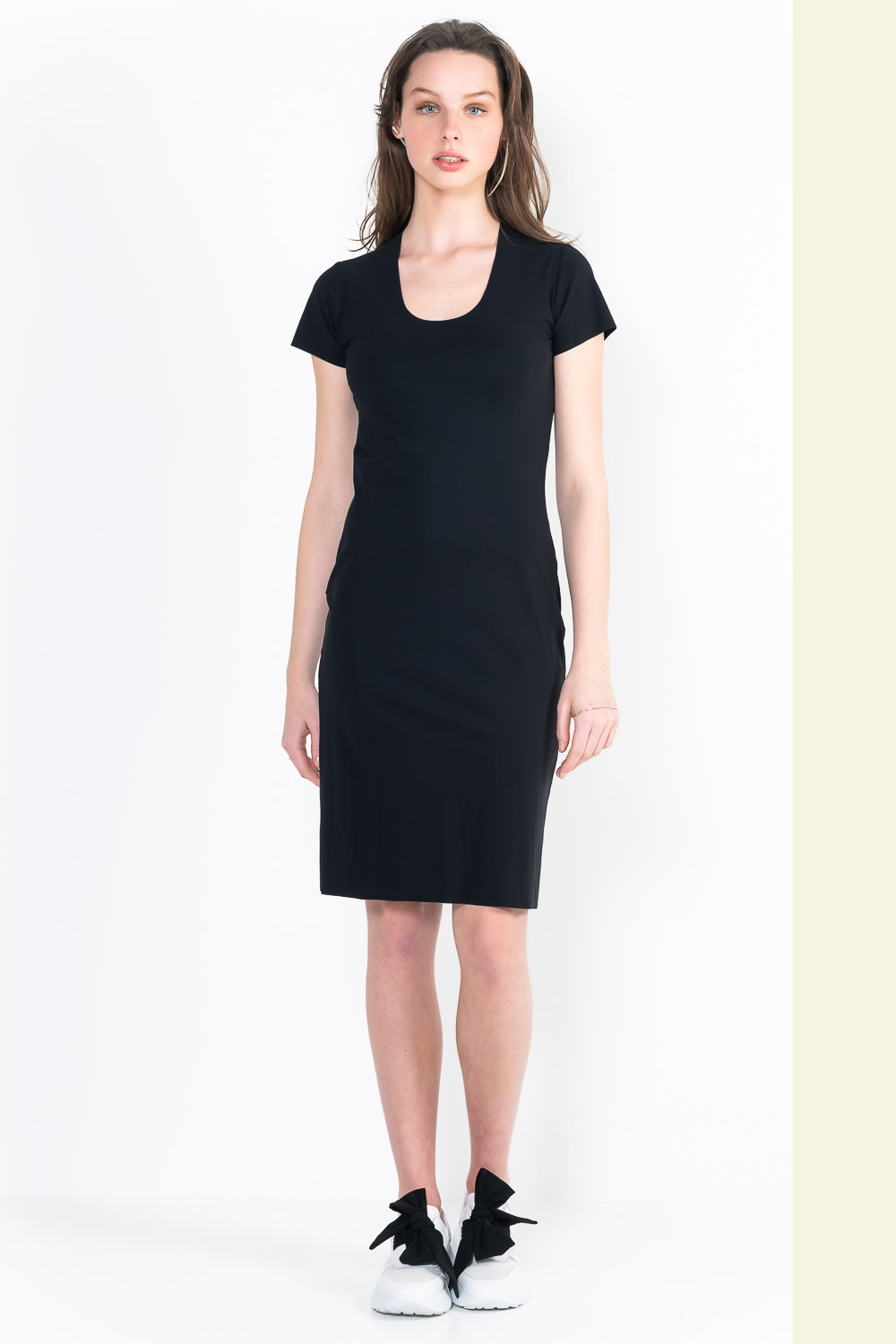 L9Bis short sleeve U-neck dress