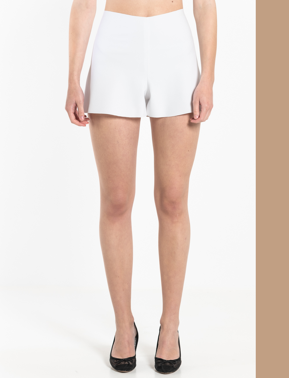 P3Bis Shorts with godets