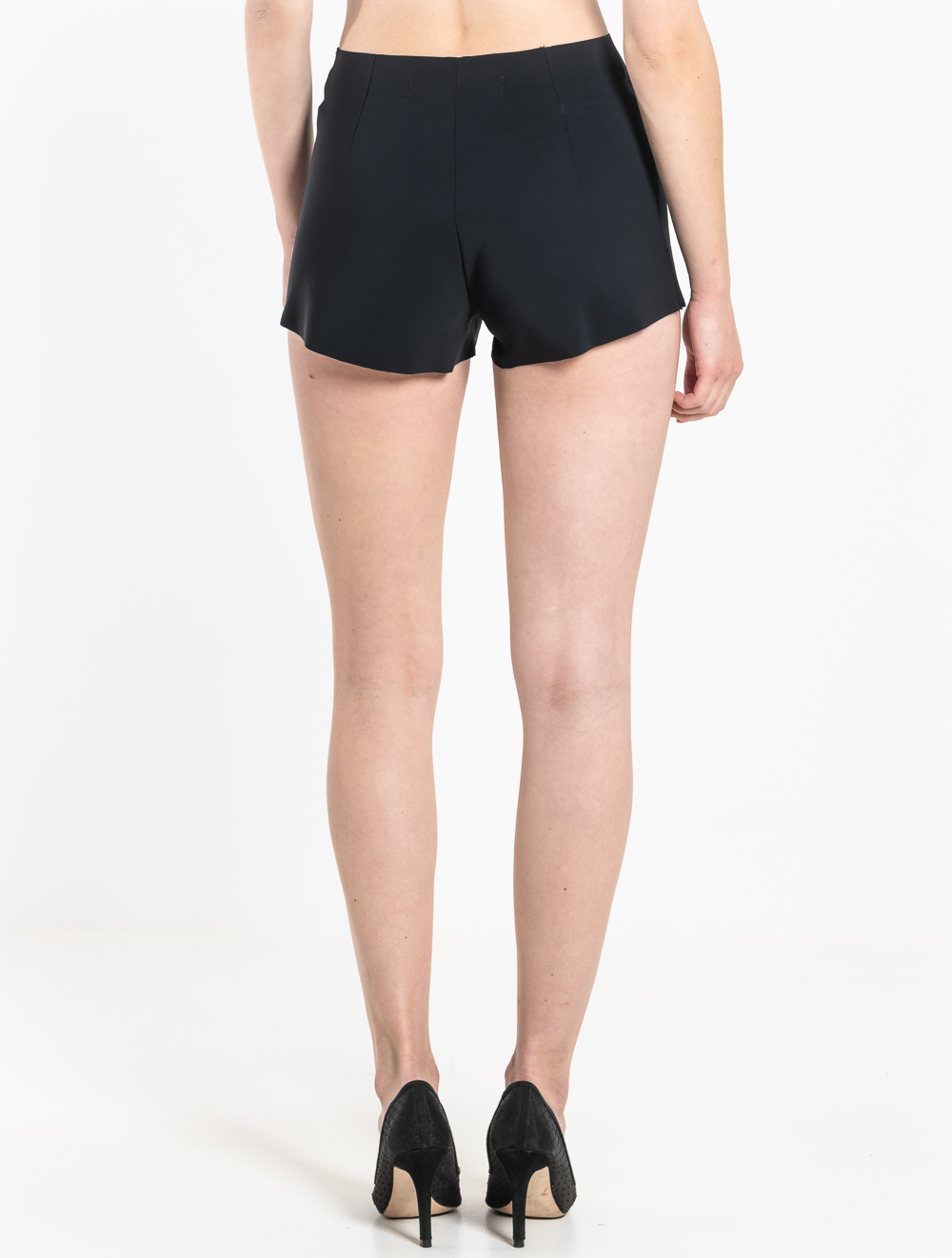 P3 Short