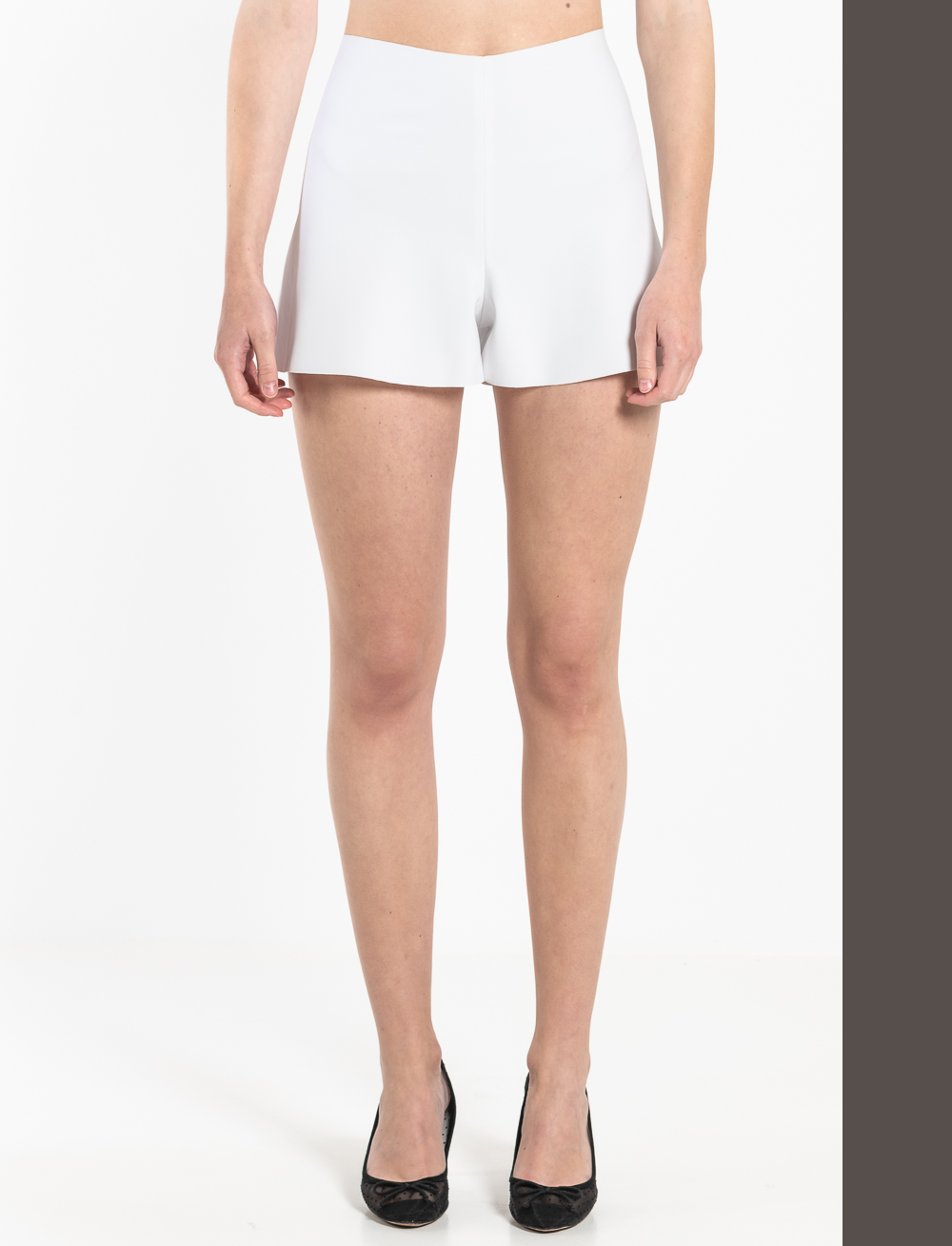 P3Bis Shorts with godets
