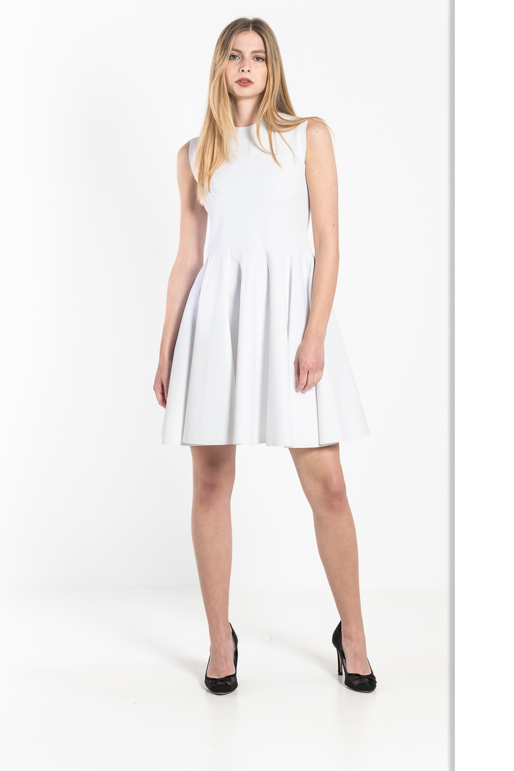 R5pt Robe parapluie taille ras du cou