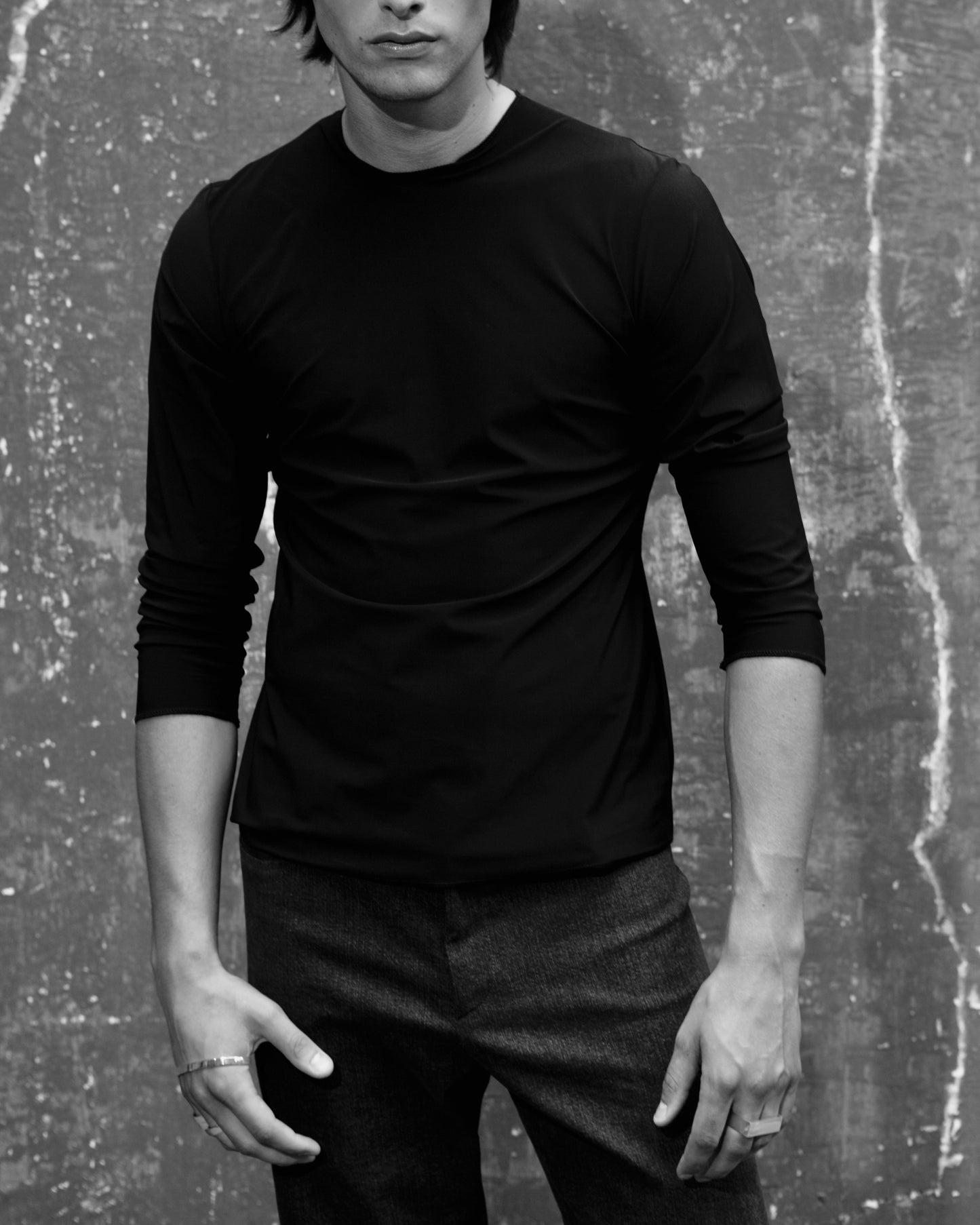 L11 Long sleeve crew neck top