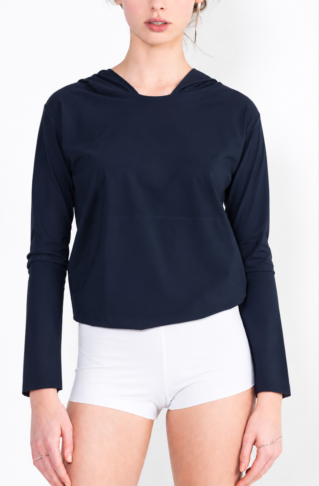 L69 Pull jogging capuche court