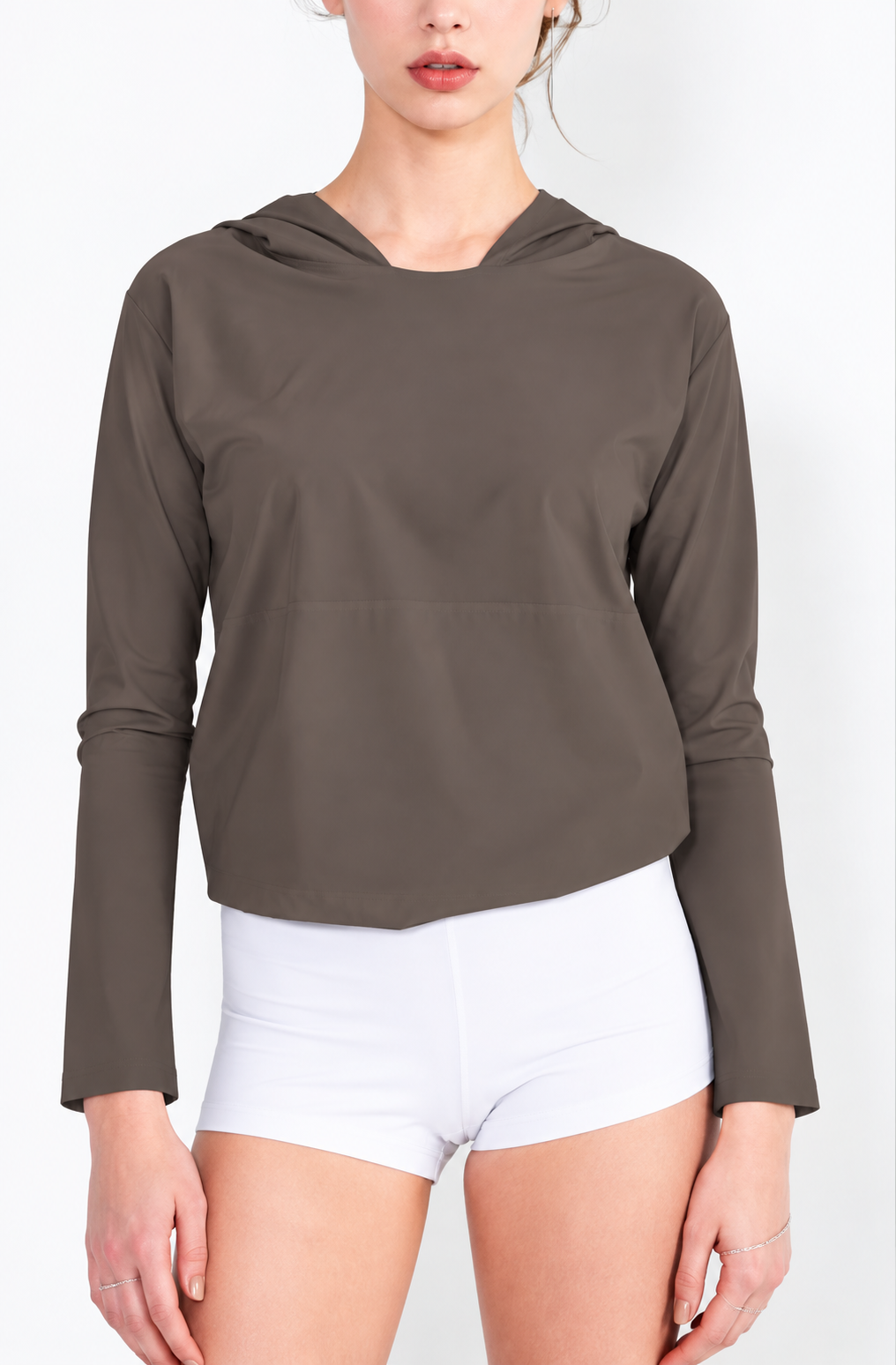 L69 Pull jogging capuche court