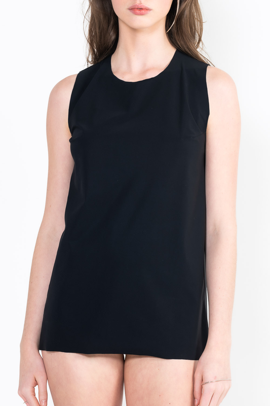 L33 Wide sleeveless top