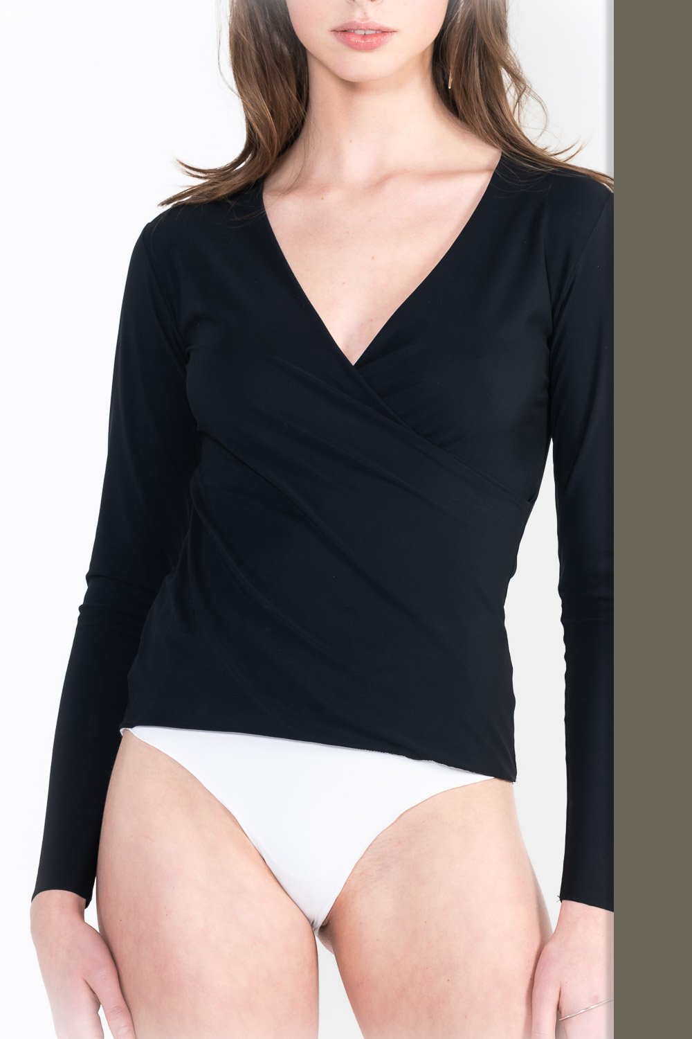 L30 Long-sleeved wrap top